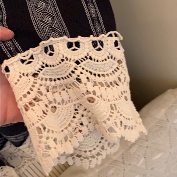 Shaw - Picture 2 of 2